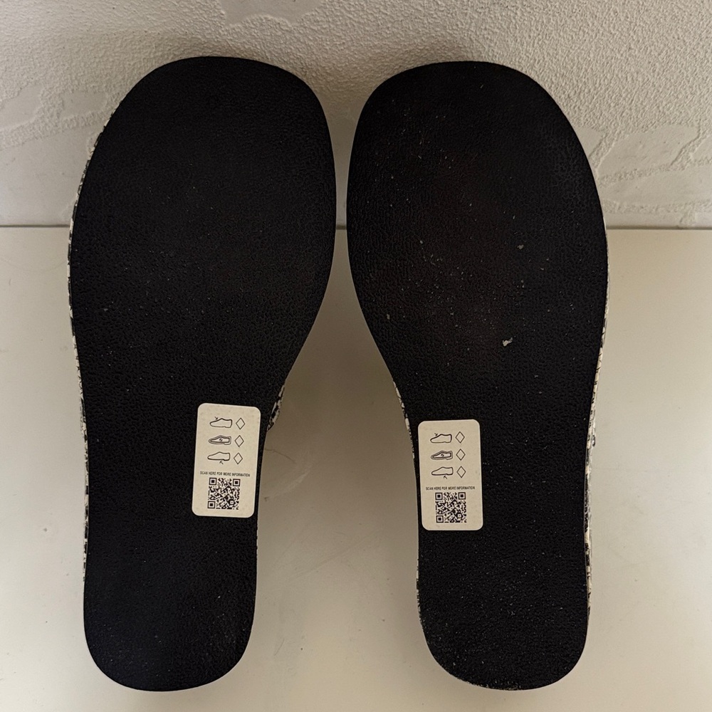Topshop Women's Black White Snake Print Platform Slip on Sandals Size 36 - Picture 11 of 13